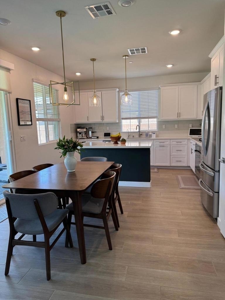 35403 Bains Avenue - Photo 2