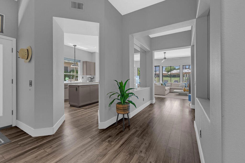 93 Kavenish Drive - Photo 11