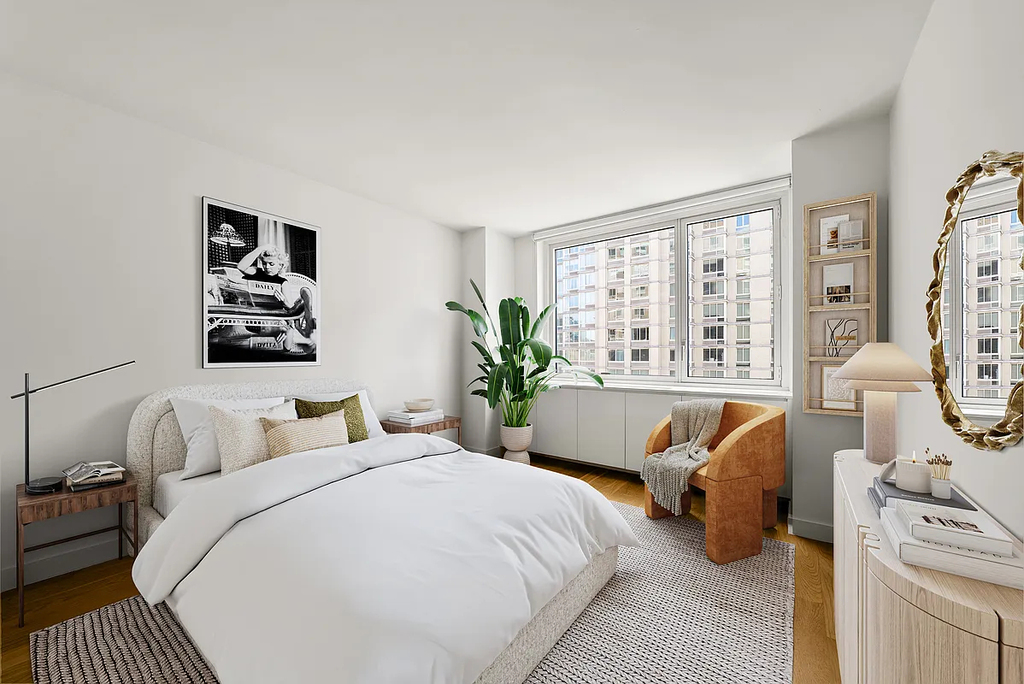 West 53rd st/ 8th ave - Photo 3