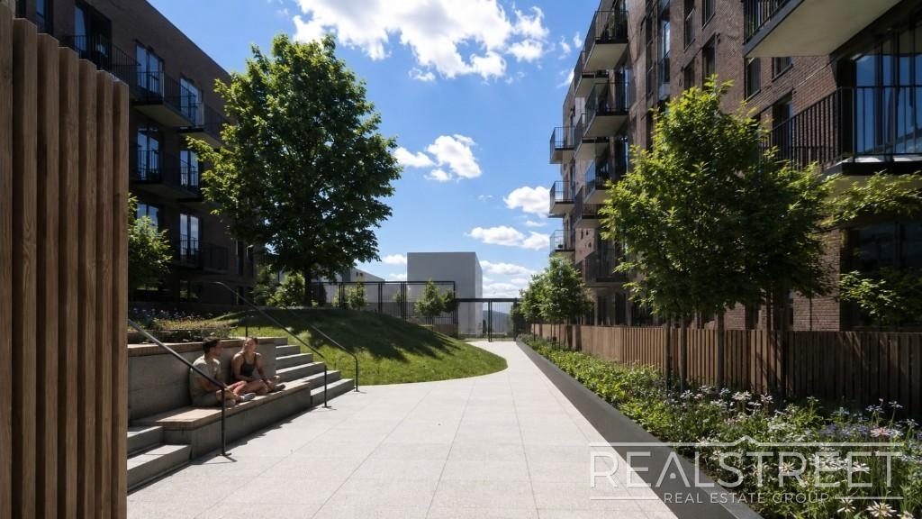 150 Noll St - Photo 9
