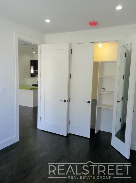 147 Rogers Avenue - Photo 3