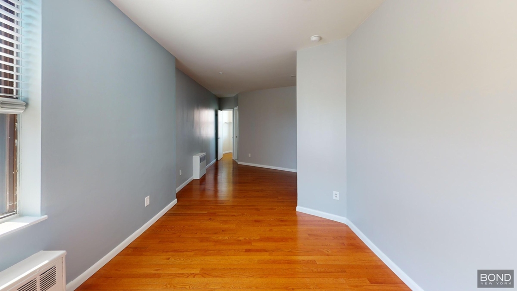 Riverdale Avenue - Photo 1