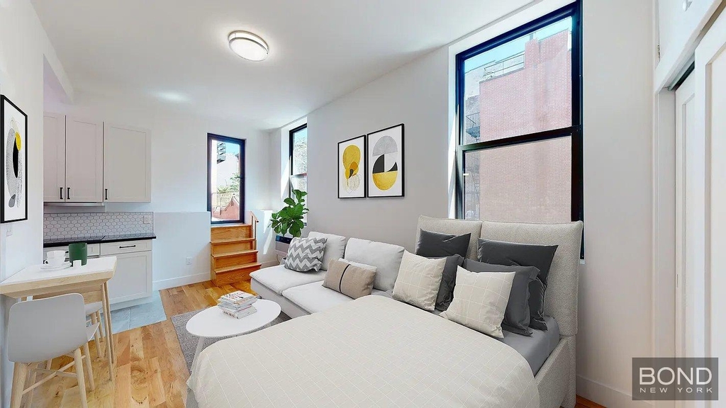 37.5 Bedford Street - Photo 1