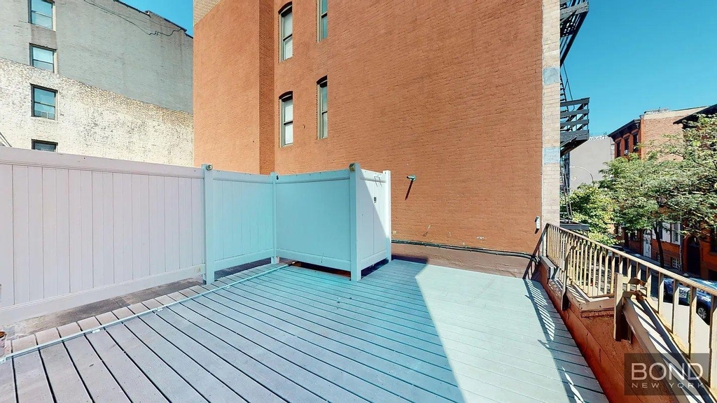 37.5 Bedford Street - Photo 3