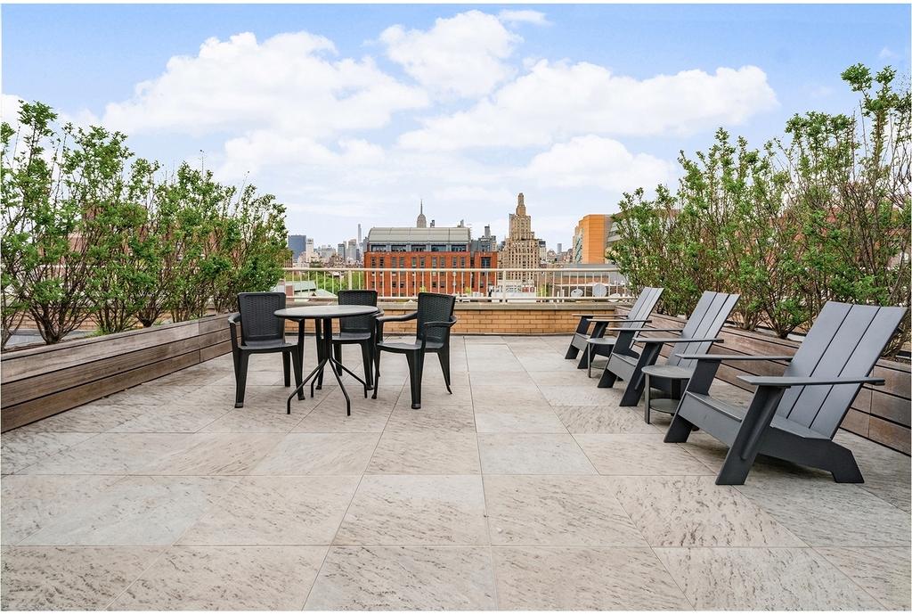159 Bleecker St - Photo 7