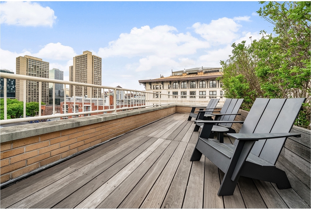 159 Bleecker St - Photo 8
