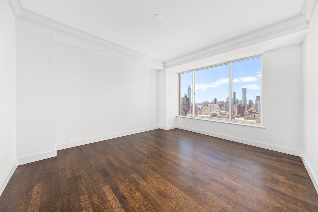 200 E 69th St - Photo 6