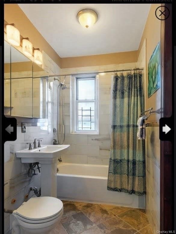 79-01 35 Avenue - Photo 5