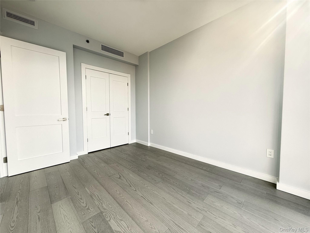 134-11 Franklin Avenue - Photo 13