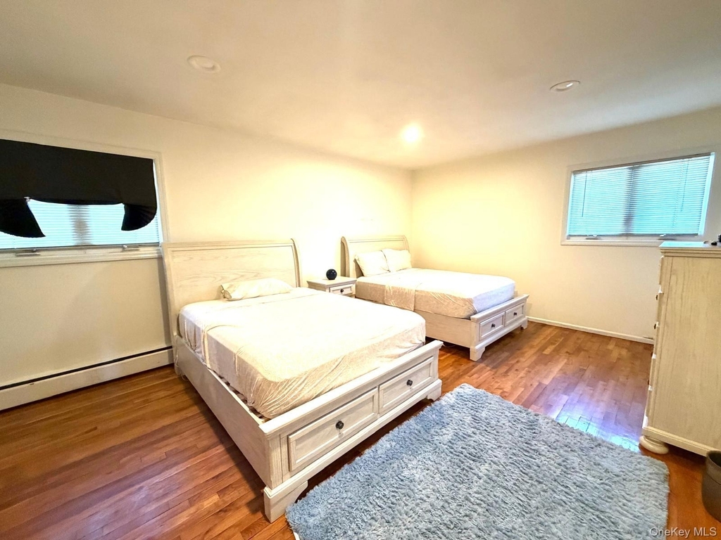 906 Park Court - Photo 5