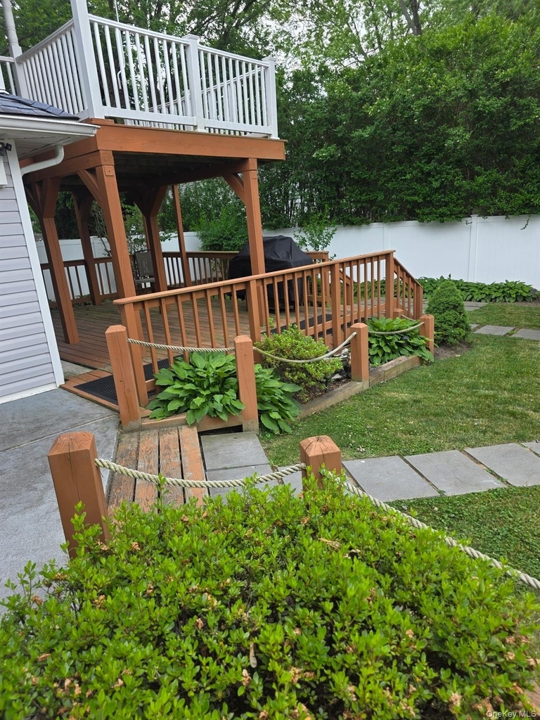 1396 Illinois Avenue - Photo 23