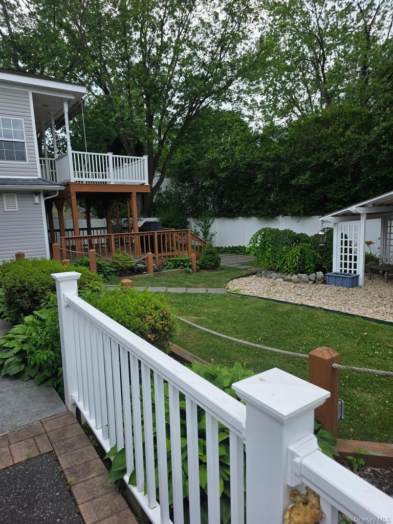 1396 Illinois Avenue - Photo 26