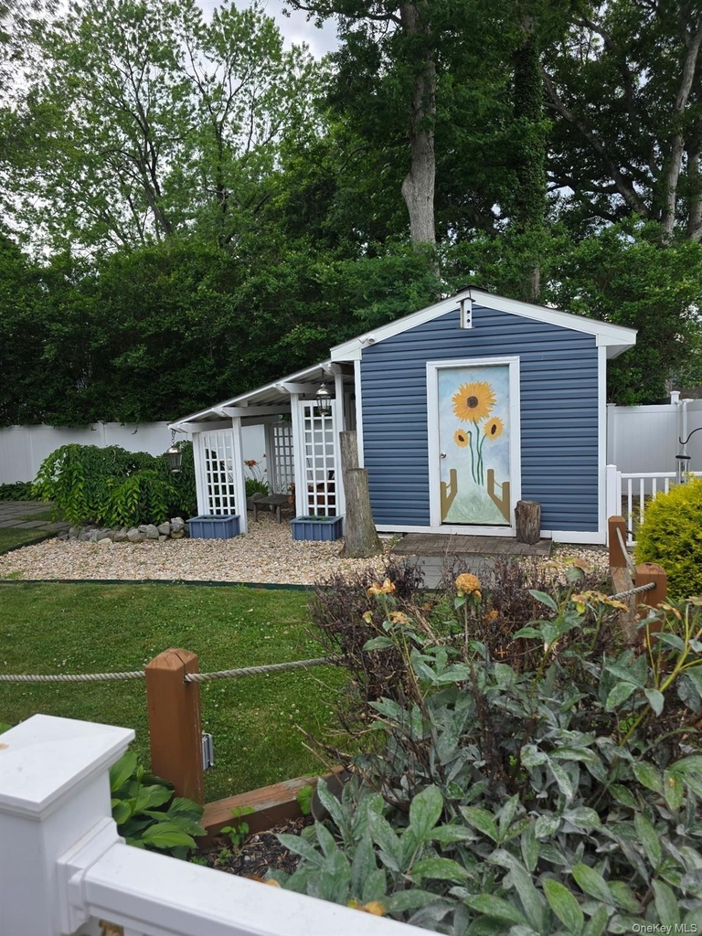 1396 Illinois Avenue - Photo 27