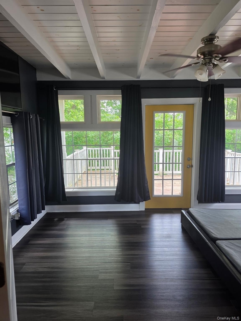 1396 Illinois Avenue - Photo 18