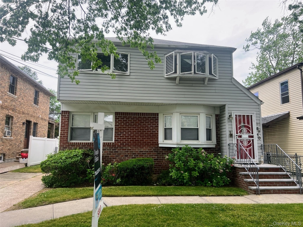 5710 253rd Street - Photo 0