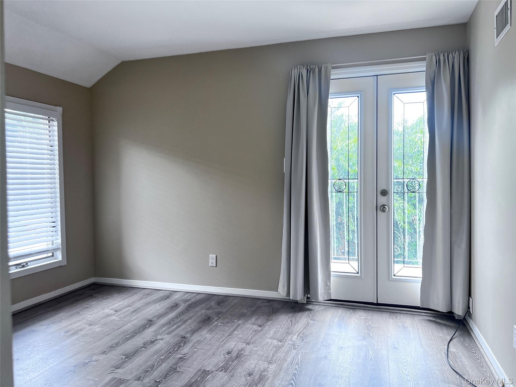 5710 253rd Street - Photo 10