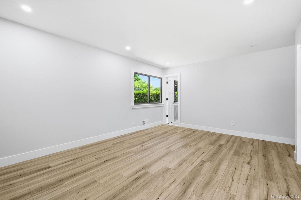 7 Brookdell Drive - Photo 13