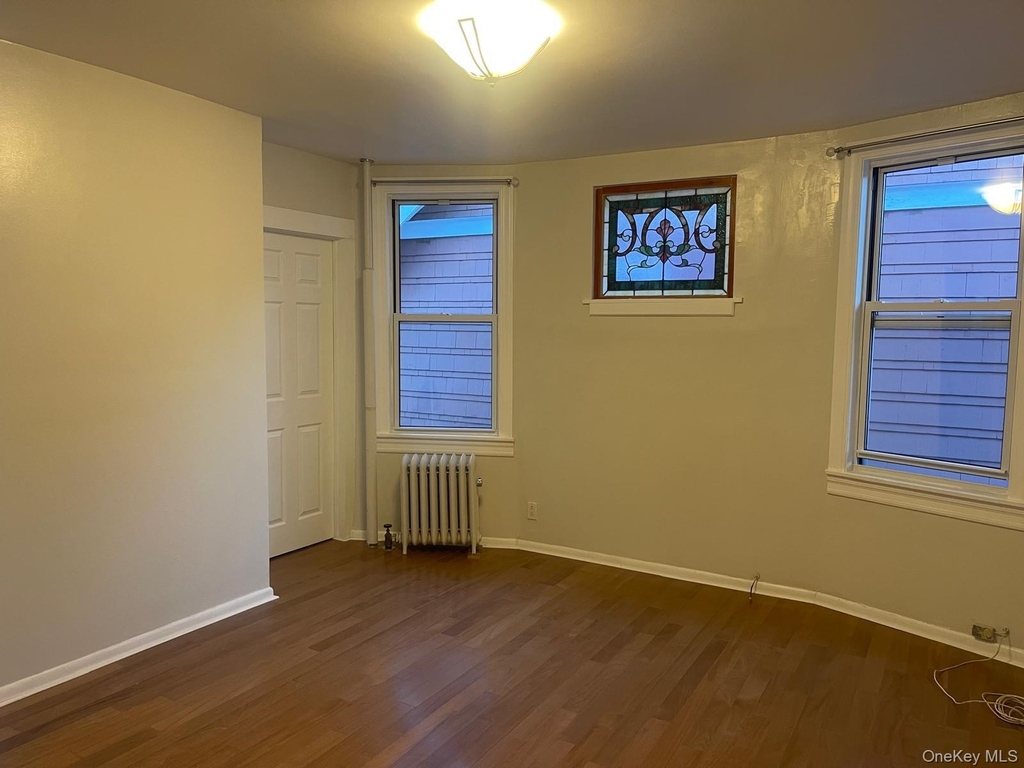 8513 89th Street - Photo 1