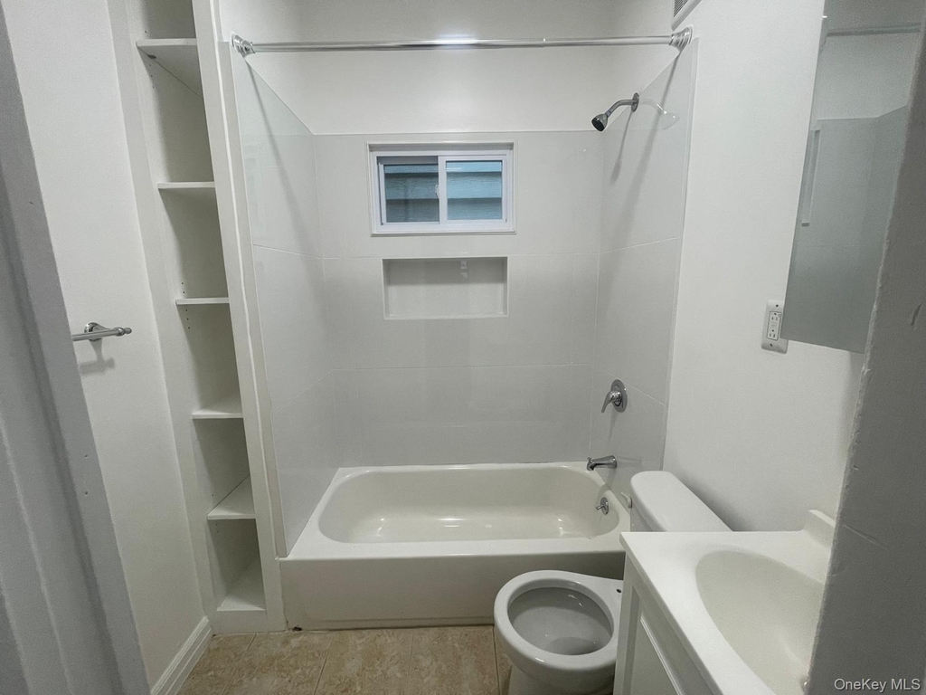 8513 89th Street - Photo 3