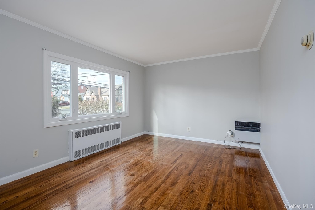 152 Charles Street - Photo 1