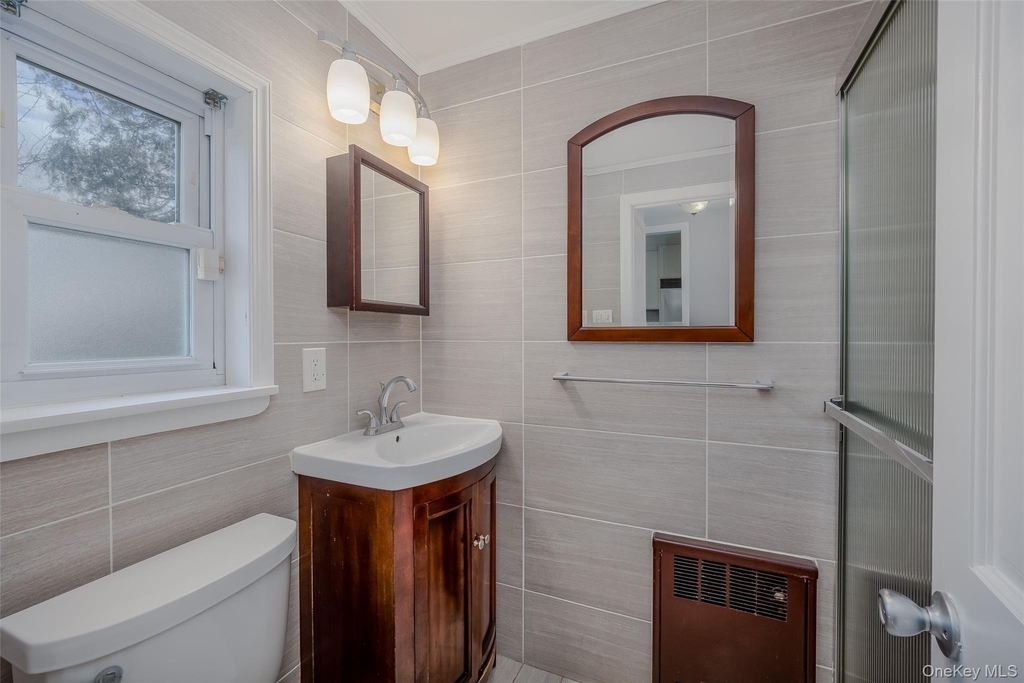 152 Charles Street - Photo 6