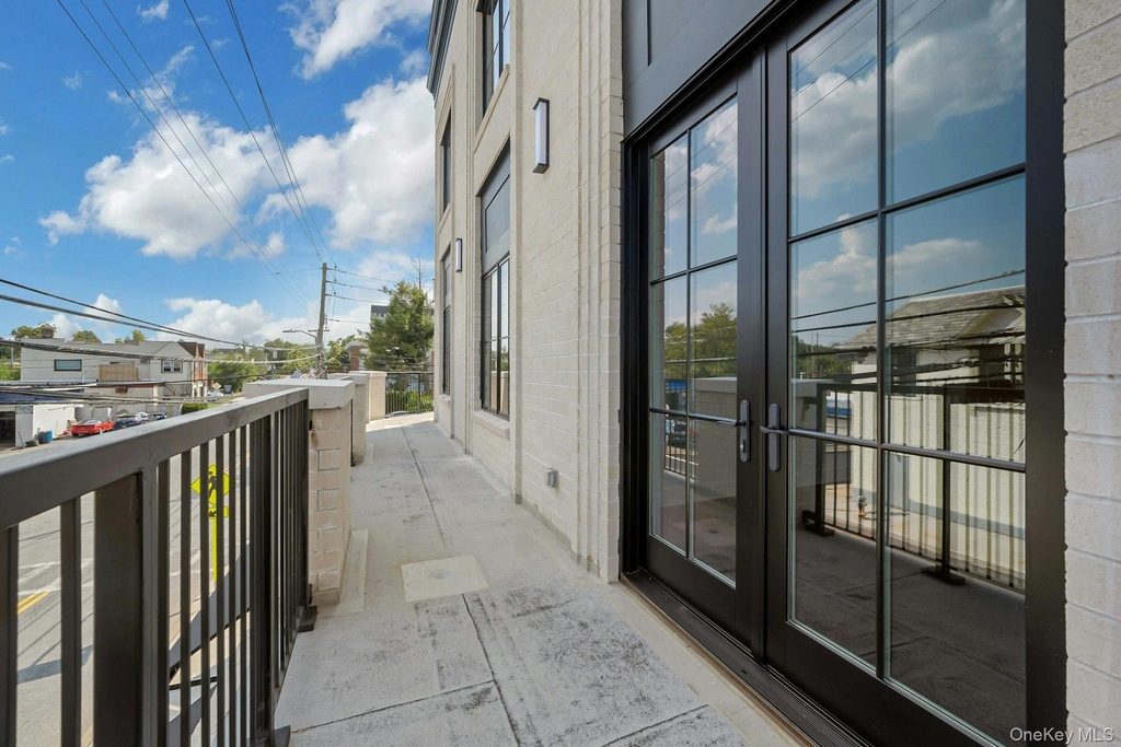 291 Main Street - Photo 12