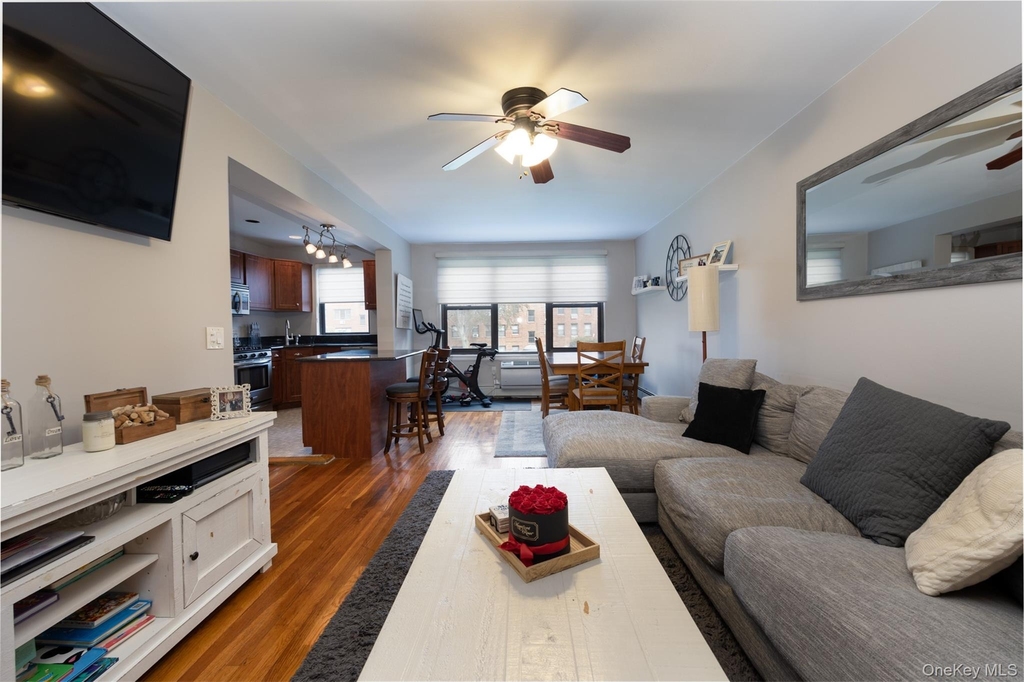 1 Jefferson Avenue - Photo 4