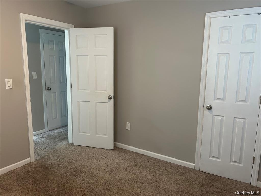 248-15 89th Avenue - Photo 8