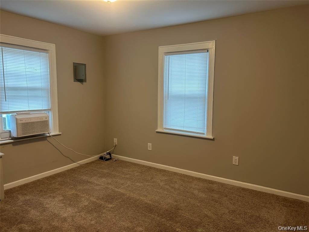 248-15 89th Avenue - Photo 6