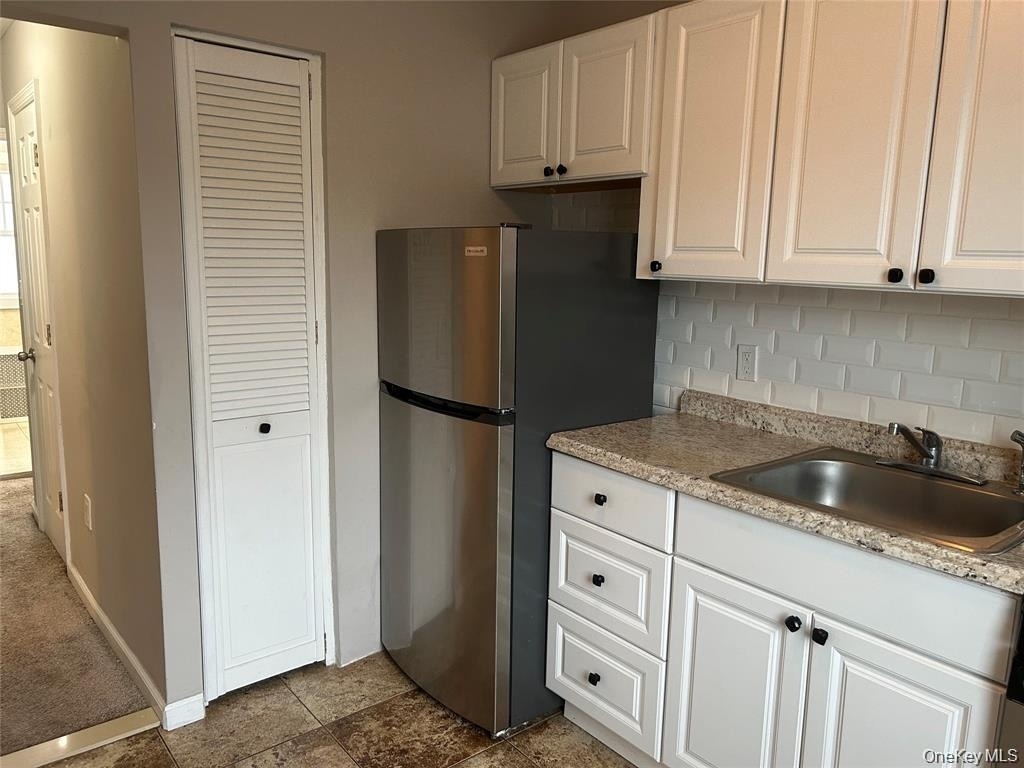 248-15 89th Avenue - Photo 4