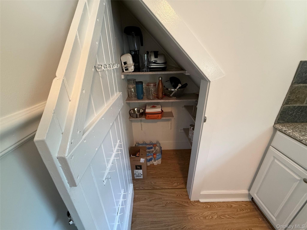 17 Harriman Avenue - Photo 16
