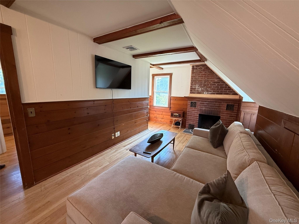 17 Harriman Avenue - Photo 8