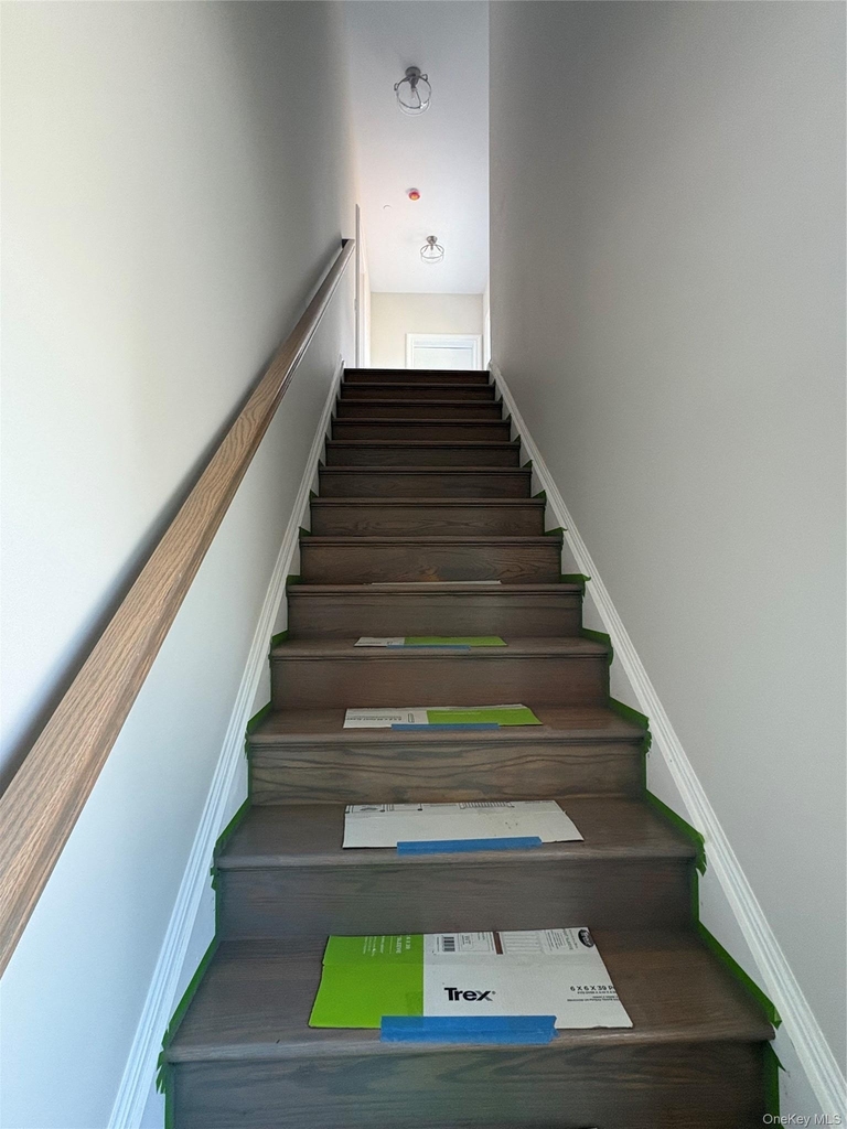 109 Palisade Street - Photo 2