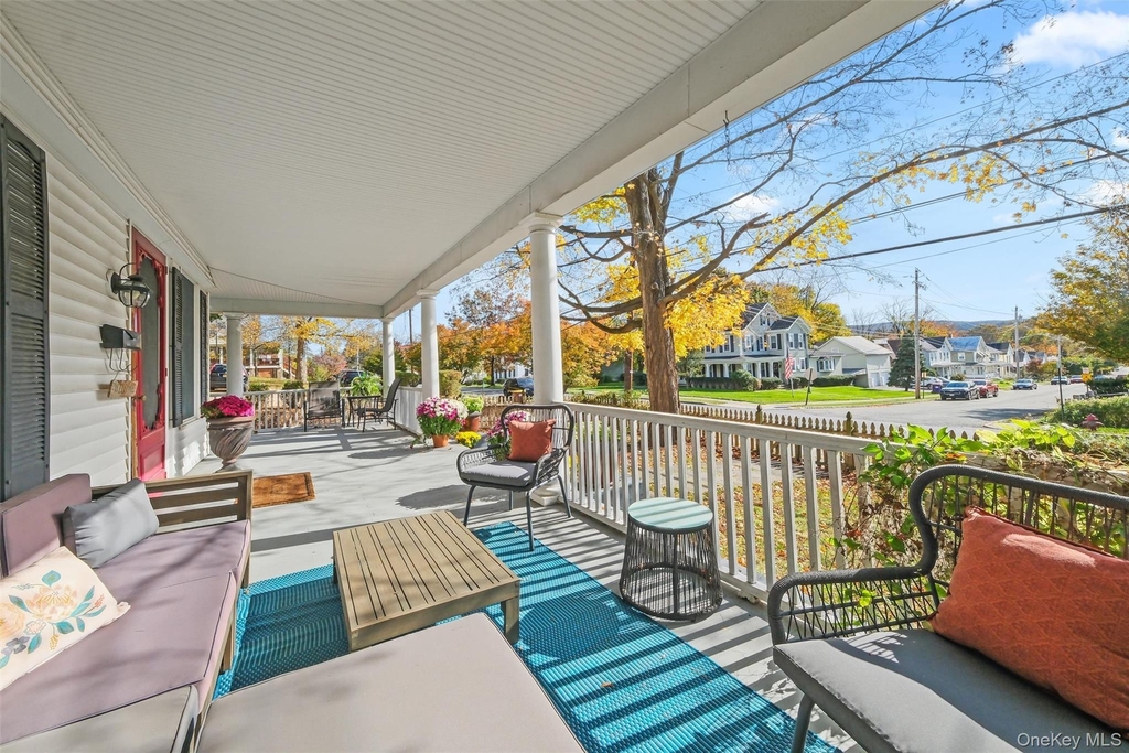 86 West Street - Photo 3