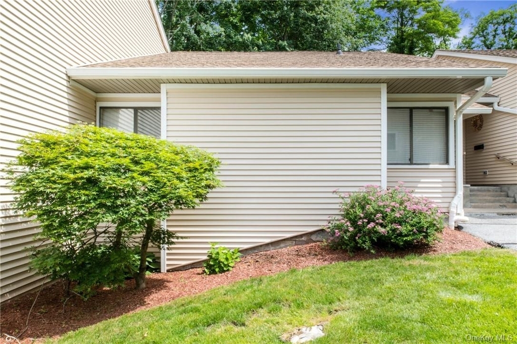 96 Molly Pitcher Lane - Photo 1