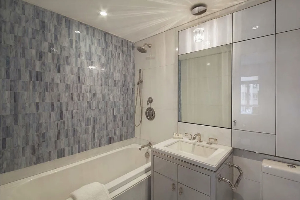 21 E 61st Street - Photo 12
