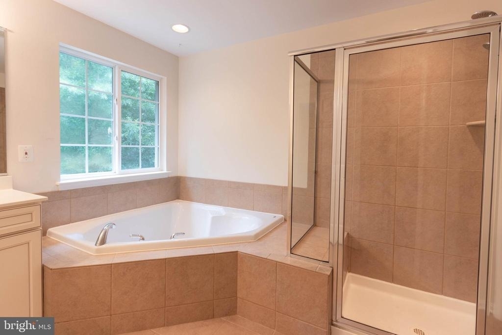 4100 Presidential Hill Loop - Photo 21