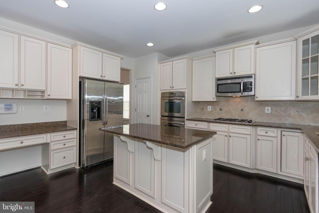 4100 Presidential Hill Loop - Photo 10