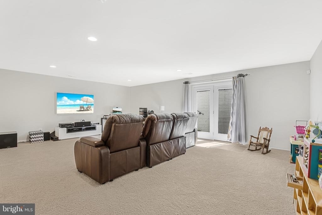 42526 Oxford Forest Circle - Photo 23