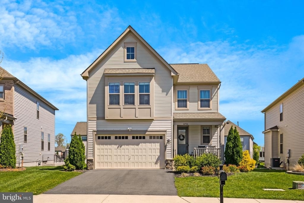 42526 Oxford Forest Circle - Photo 0