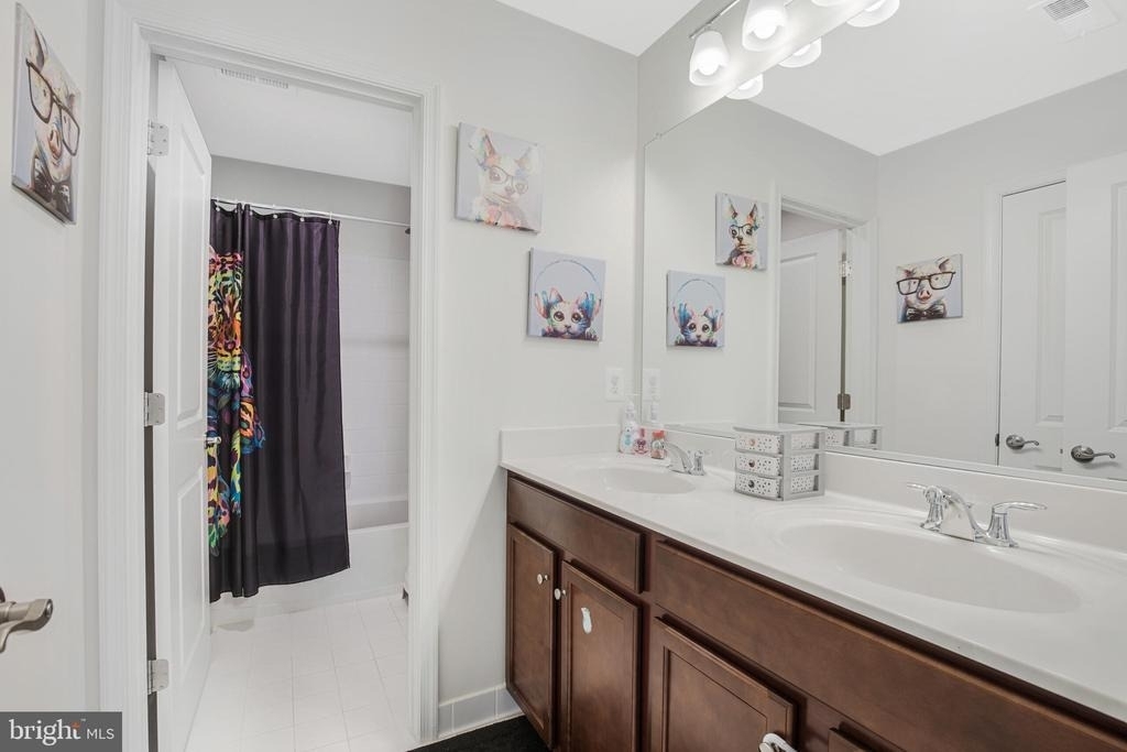 42526 Oxford Forest Circle - Photo 18