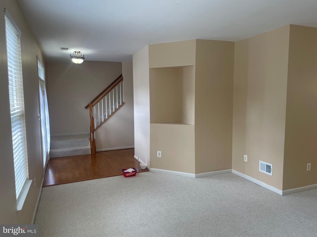 20389 Radcliff Terrace - Photo 14