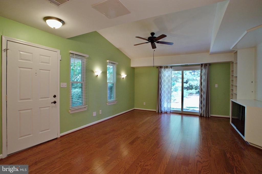 13573 Orchard Drive - Photo 3