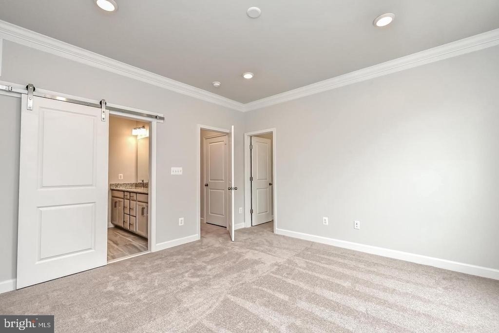 4404 Fair Lakes Court - Photo 38