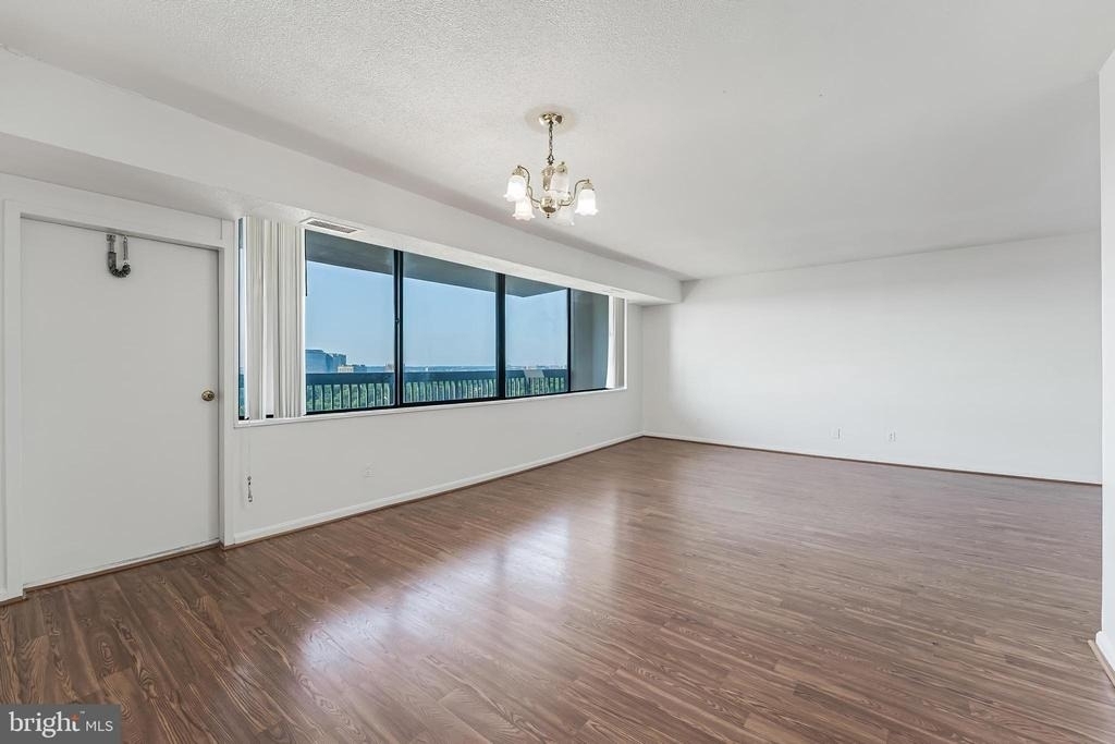 3713 S George Mason Drive - Photo 8