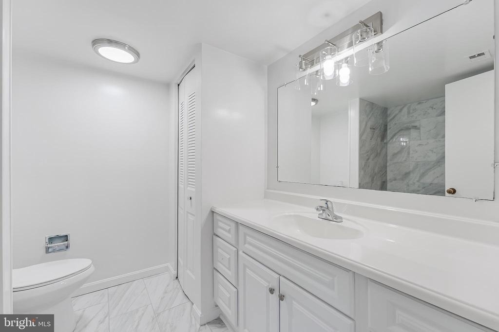 3713 S George Mason Drive - Photo 17