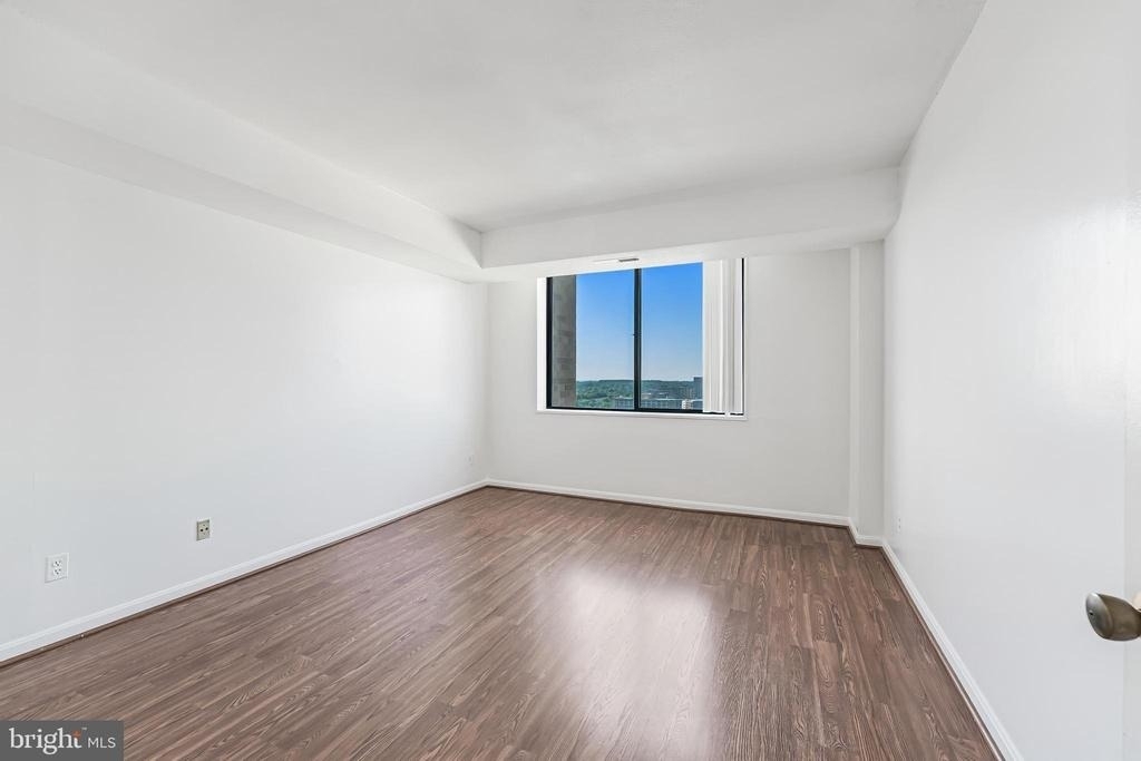 3713 S George Mason Drive - Photo 14