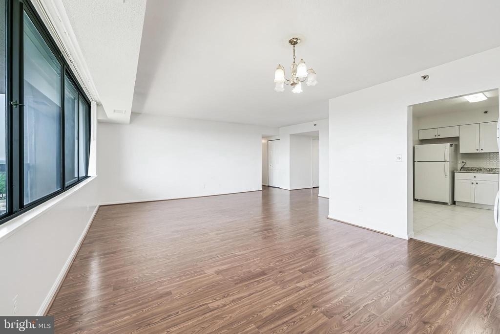 3713 S George Mason Drive - Photo 9
