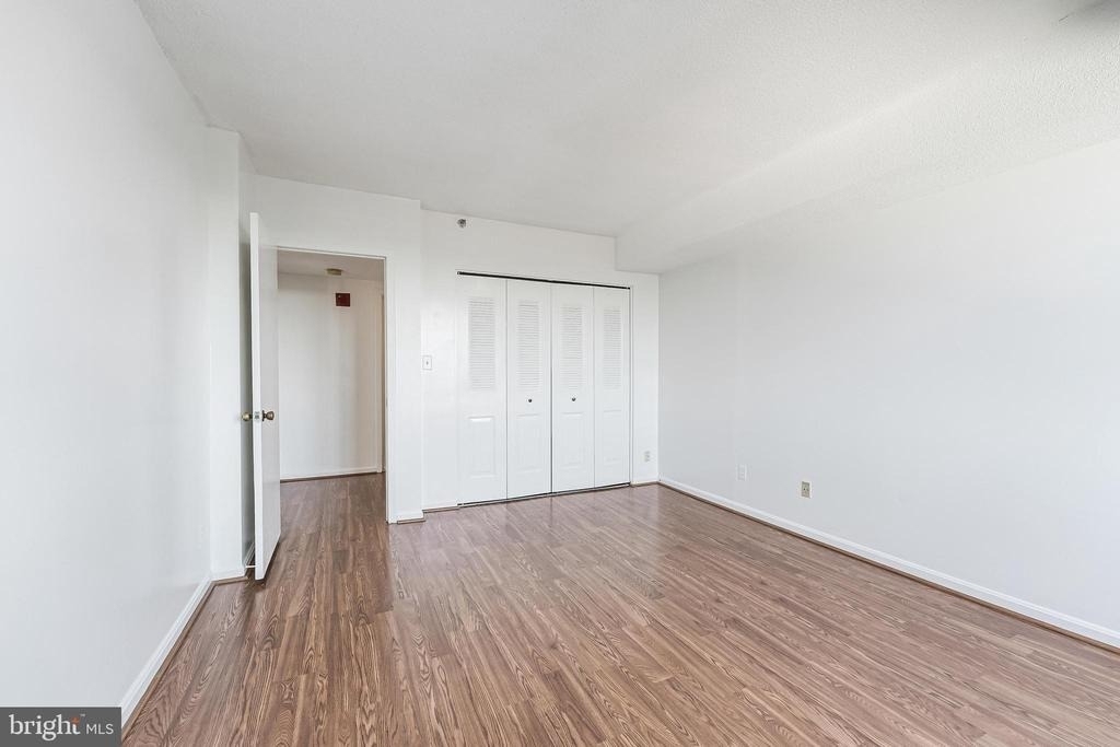 3713 S George Mason Drive - Photo 16