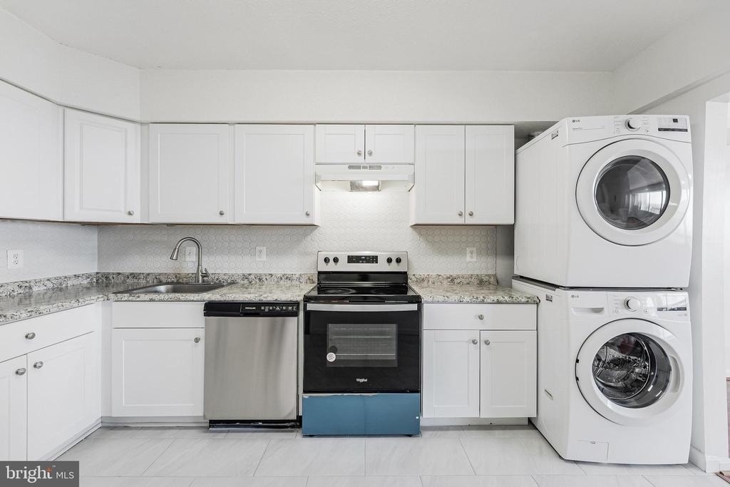 3713 S George Mason Drive - Photo 13